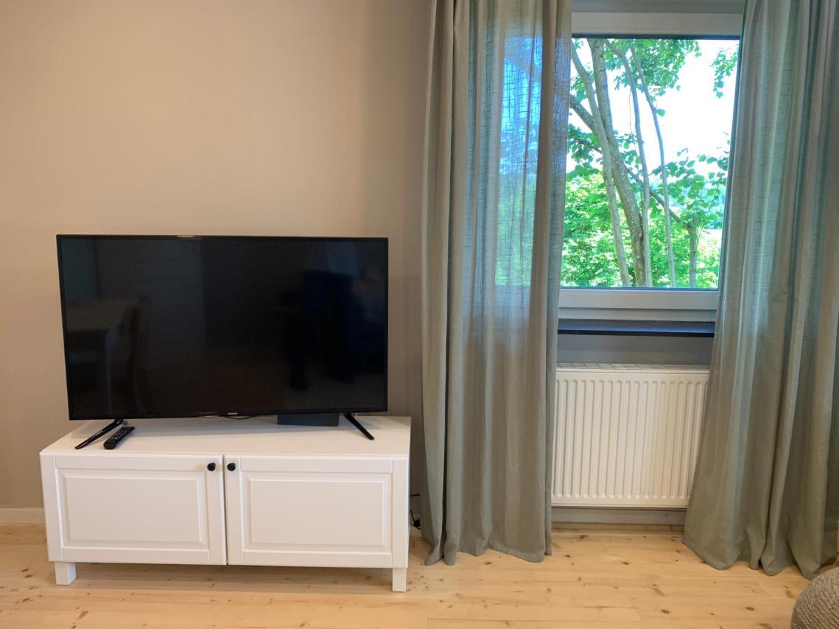 Moderne Wohnung Im Gruenen Mit Privatem Garten 도나우에싱겐 외부 사진